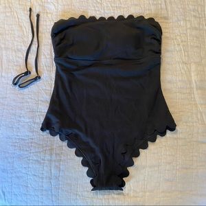 Womens bandeau one piece swimsuit